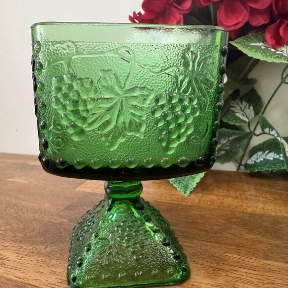 Vintage Indiana Glass Harvest Grape Green Compote and Candy Dish Pressed Glass - Picture 7 of 7